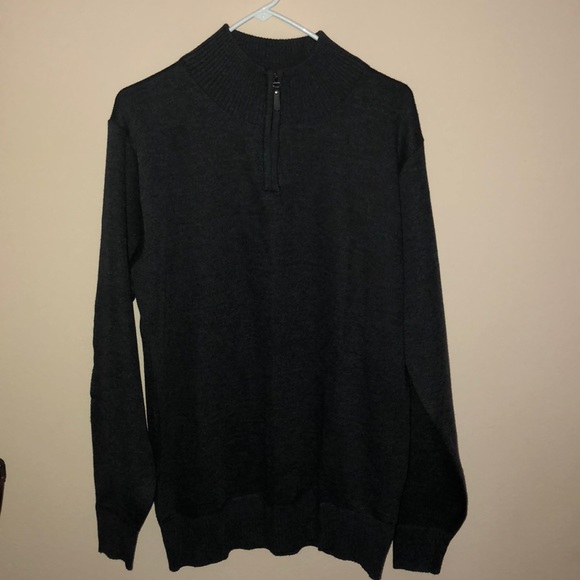 Men’s Turtleneck/Zipper sweater Large - Picture 3 of 6
